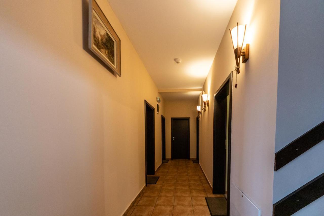 Pension Master Sinaia Exterior photo