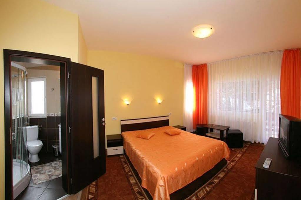 Pension Master Sinaia Exterior photo